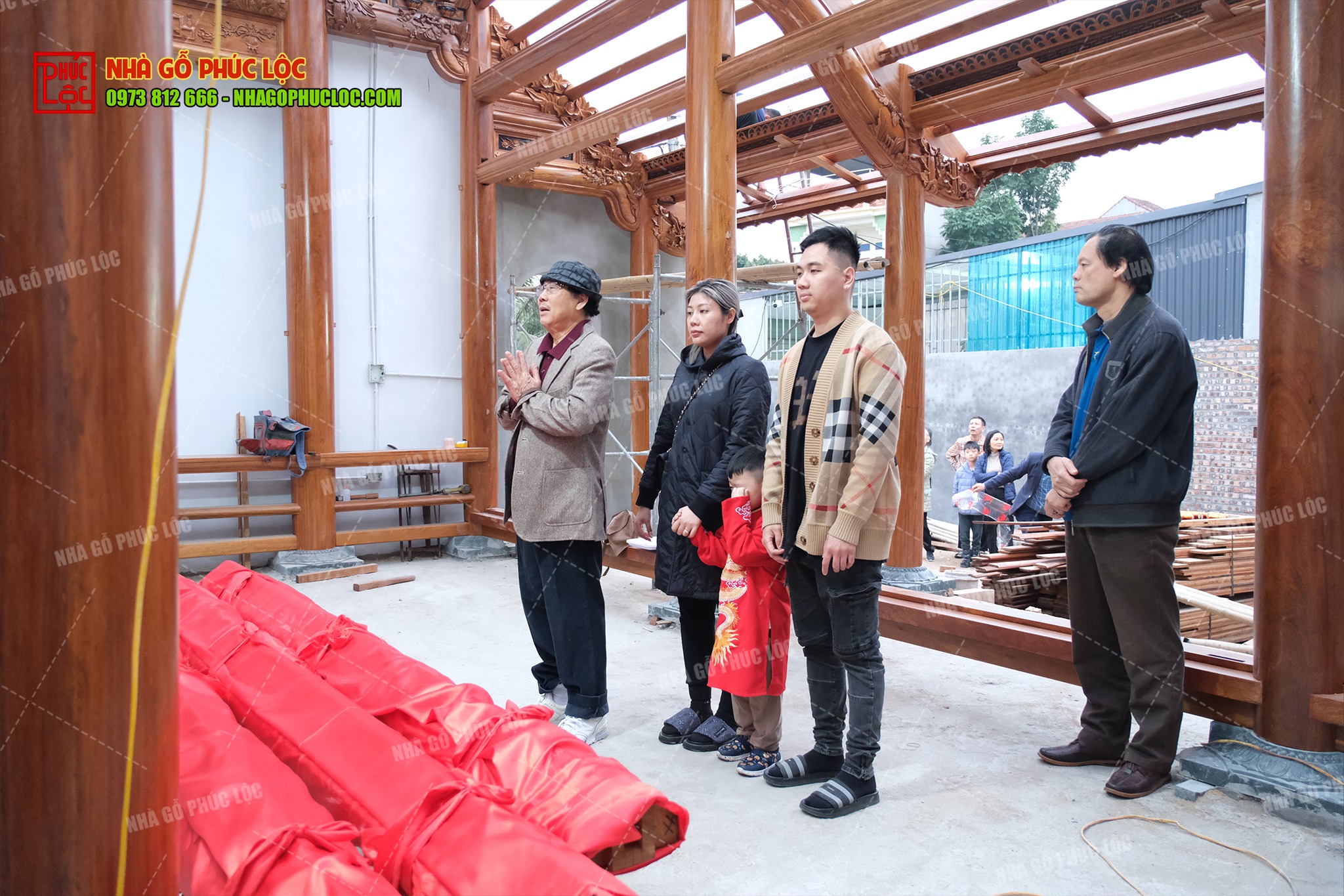 Lễ cúng cất nóc nhà nên được thực hiện đúng ngày hoàng đạo